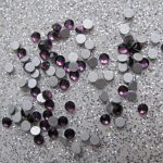 Klaaskristall 2 mm (SS6) ametüst 1 tk