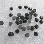 Klaaskristall 3,9 mm (SS16) must 1 tk