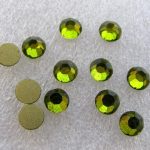 Klaaskristall 4,7 mm (SS20) oliiviroheline 1 tk