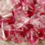 Romb 6 mm läbipaistev/fuksia 10 tk