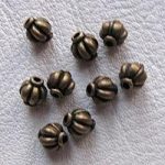Antiikpronks kurruline metallhelmes 6 mm, 1 tk