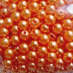 Oranžid plastikpärlid 6 mm, 10 tk